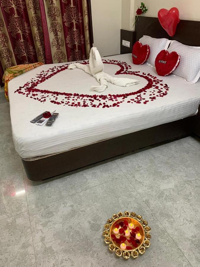 Strategic Inn 普里 外观 照片
